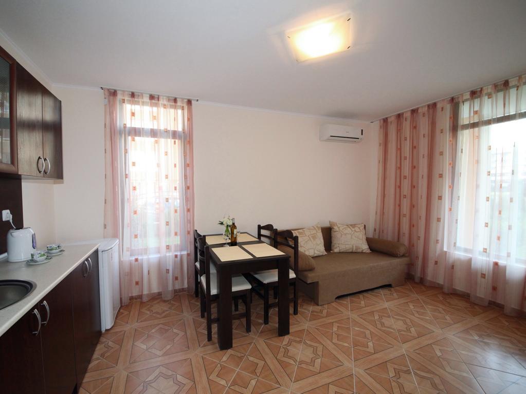 Saint Elena Apartcomplex Napospart Kültér fotó