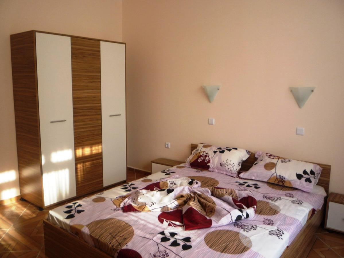Saint Elena Apartcomplex Napospart Kültér fotó