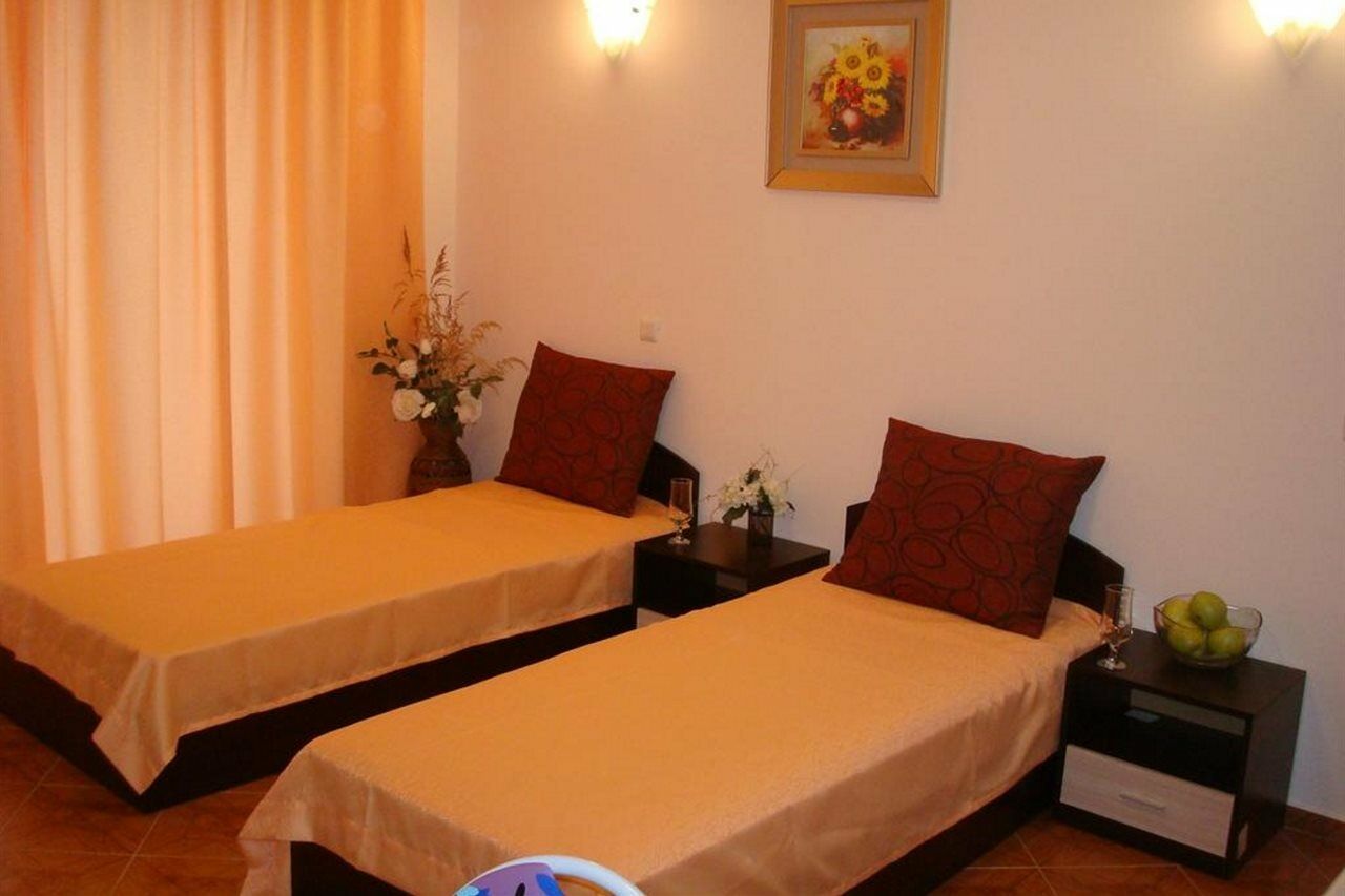 Saint Elena Apartcomplex Napospart Kültér fotó